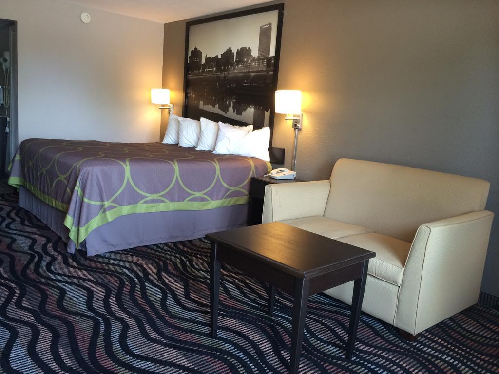 Super 8 By Wyndham Lakeland Esterno foto