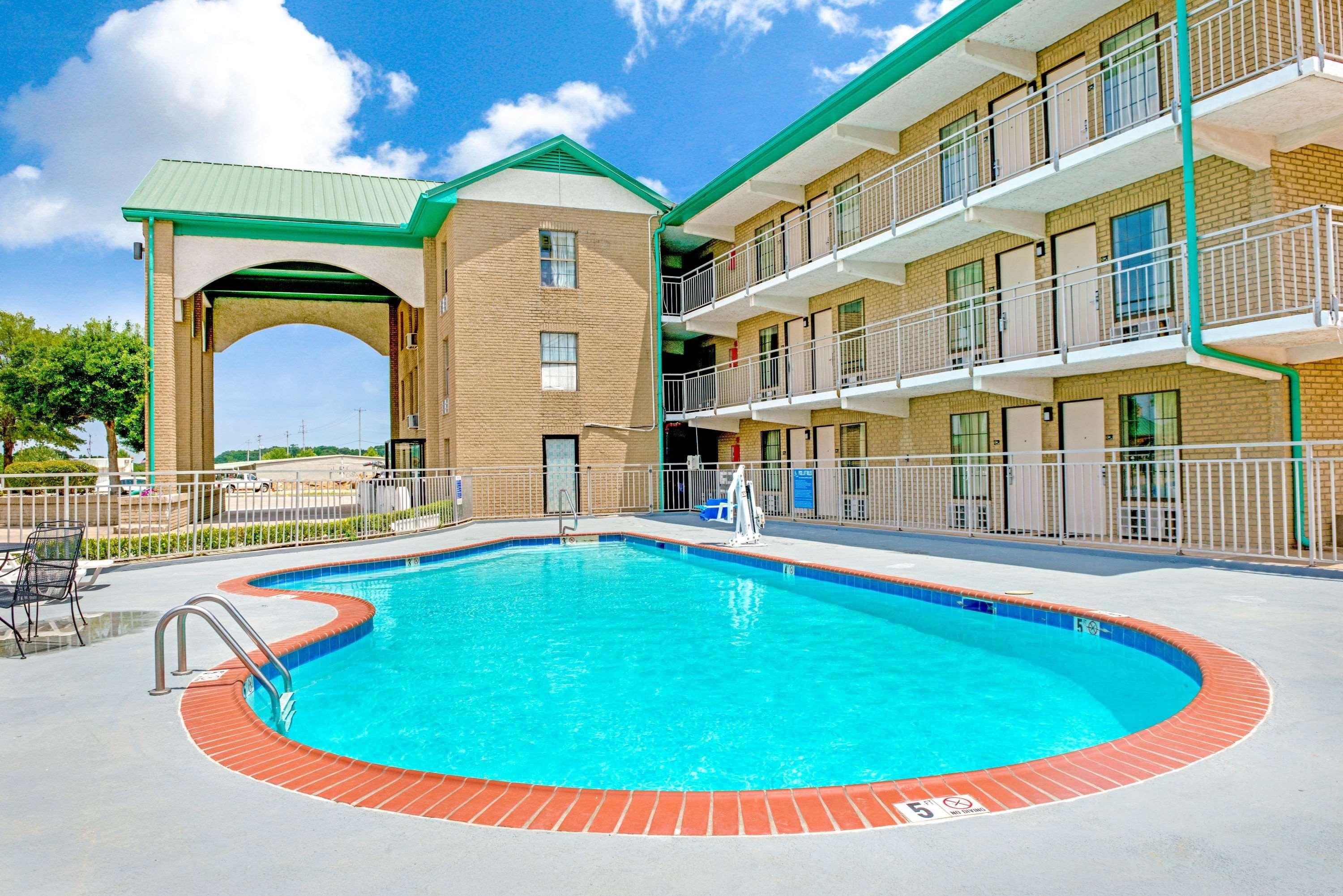 Super 8 By Wyndham Lakeland Esterno foto